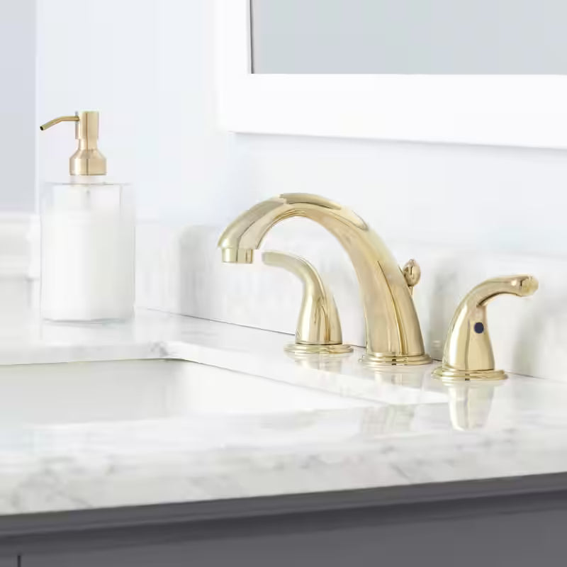 8 in. Widespread Double-Handle High-Arc Bathroom Faucet in Polished Brass G84692