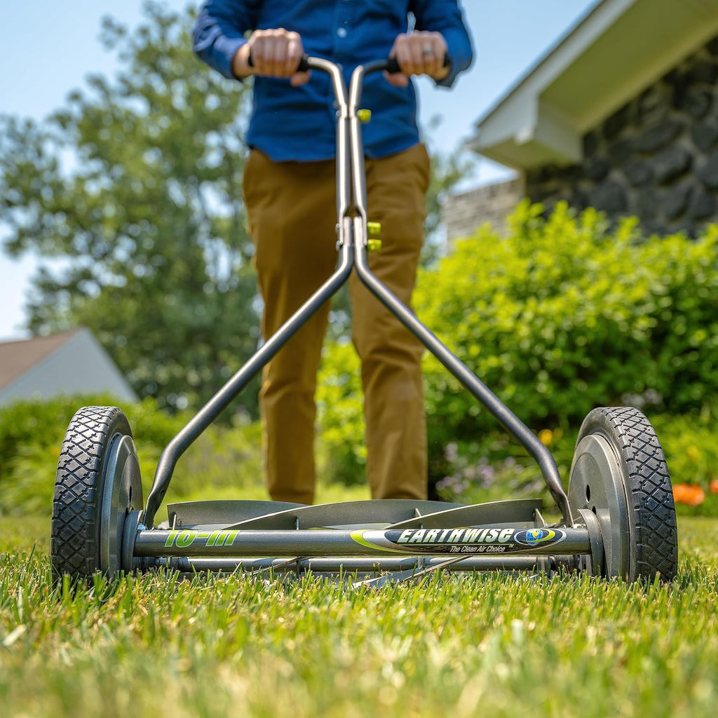 16-Inch 7-Blade Push Reel Lawn Mower and Grass Catcher Bundle I2830