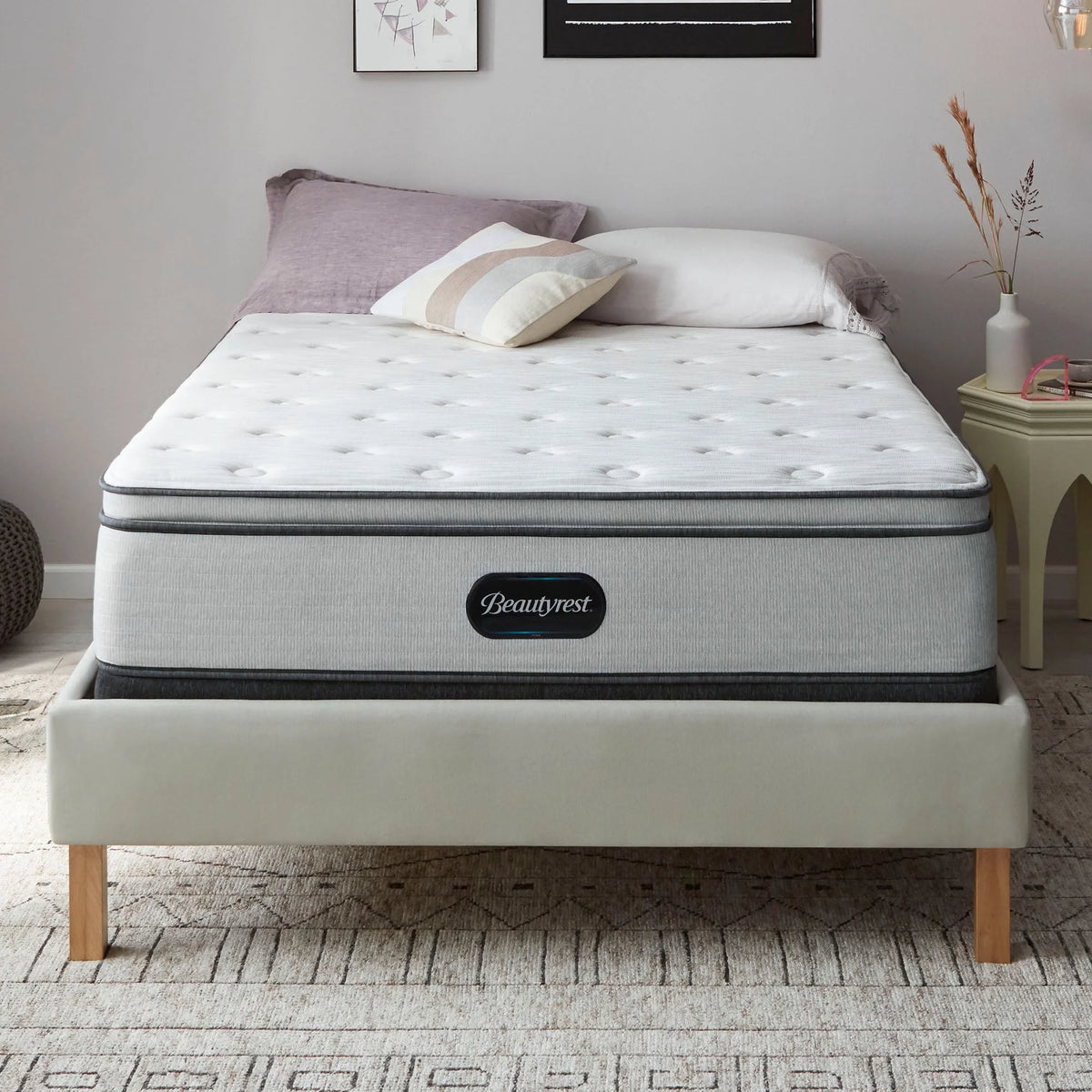 13.75 Medium Pillow Top Queen Innerspring Mattress Set M5225