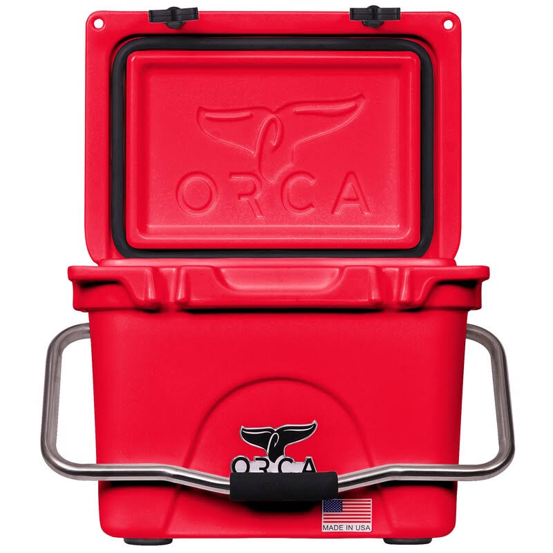 Red 20-Quart Hard-Sided Cooler Q3437