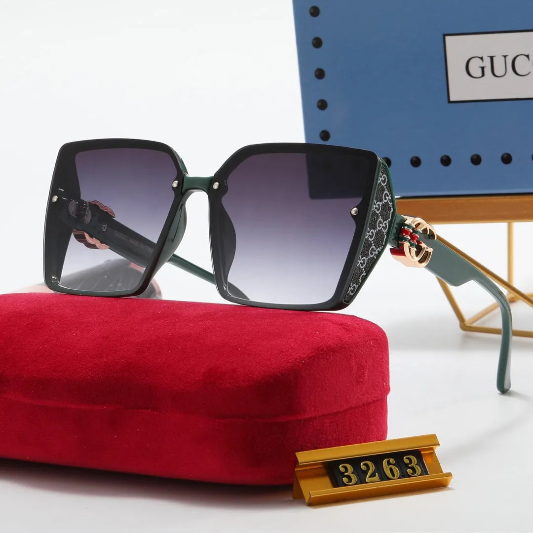 Green and Red Polarized Sunglasses G4100