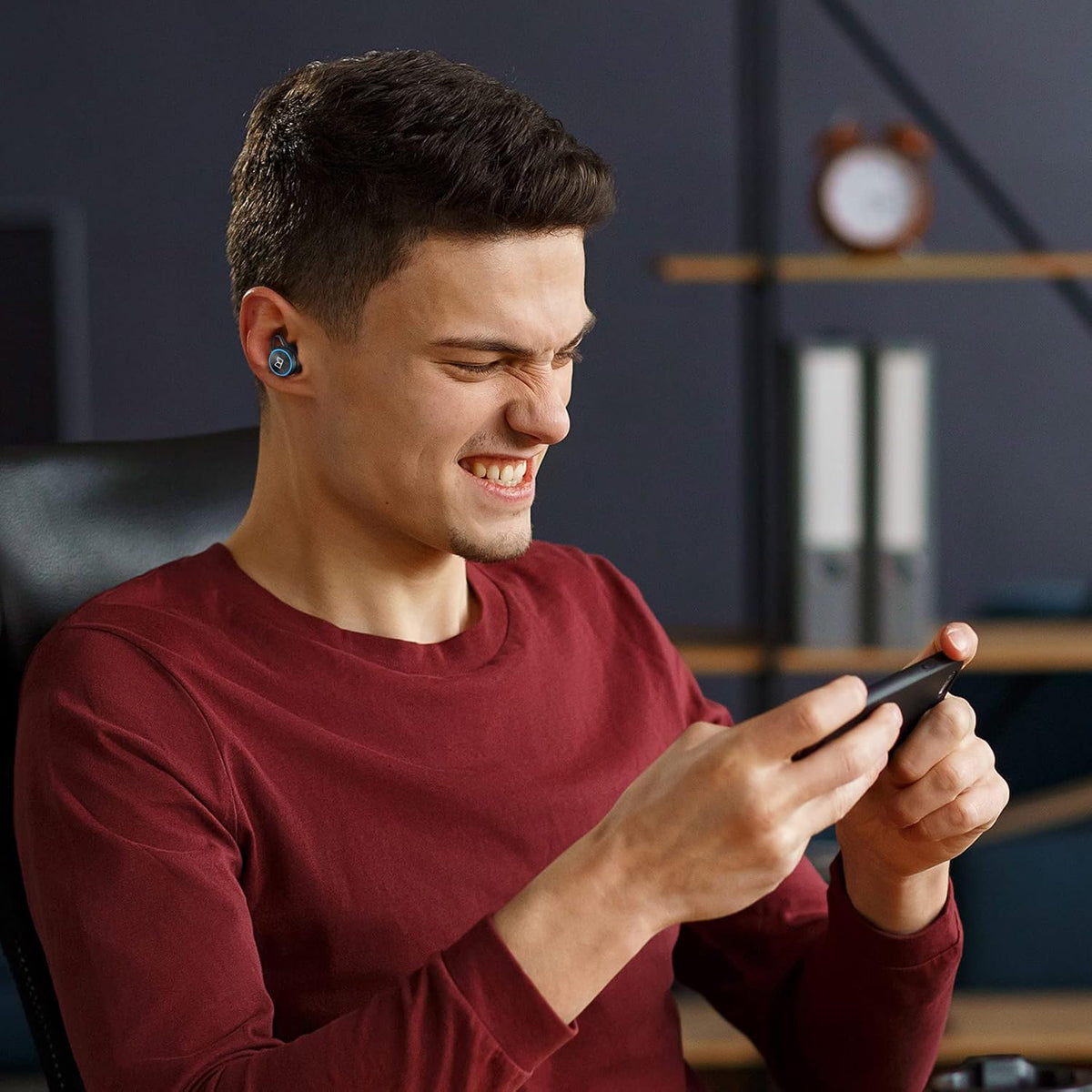 Wireless Earbuds with Rotating Metal Charging Case, 8 Hours Playback, Pack of 2 M652159