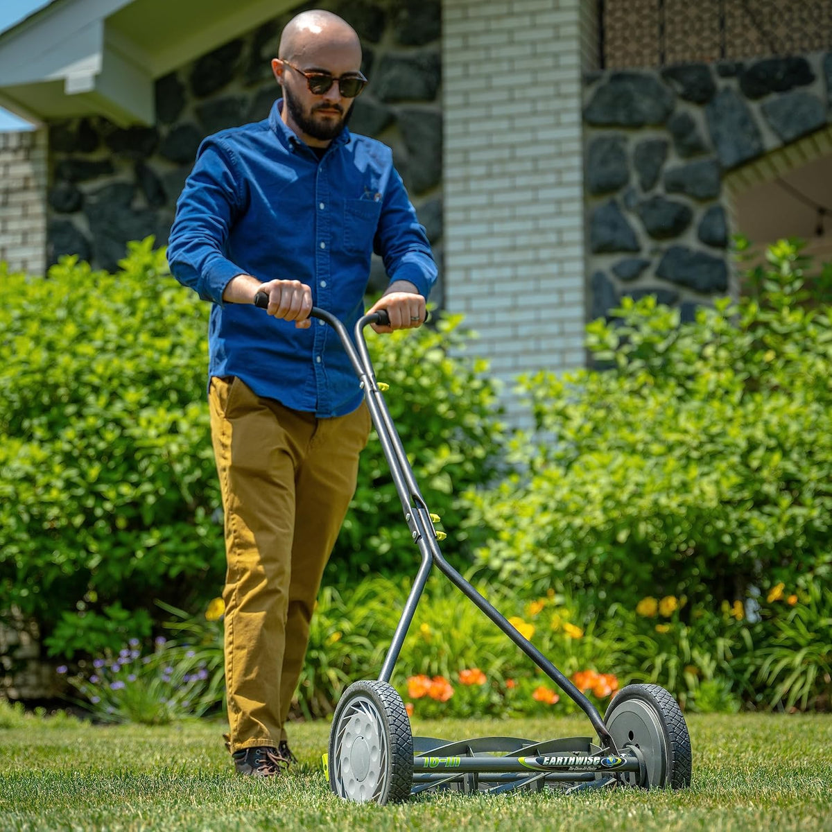 16-Inch 7-Blade Push Reel Lawn Mower and Grass Catcher Bundle I2830