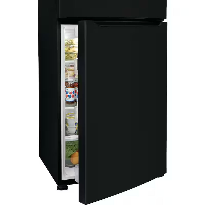 Black 20.0 cu. ft. Top Freezer Refrigerator P805
