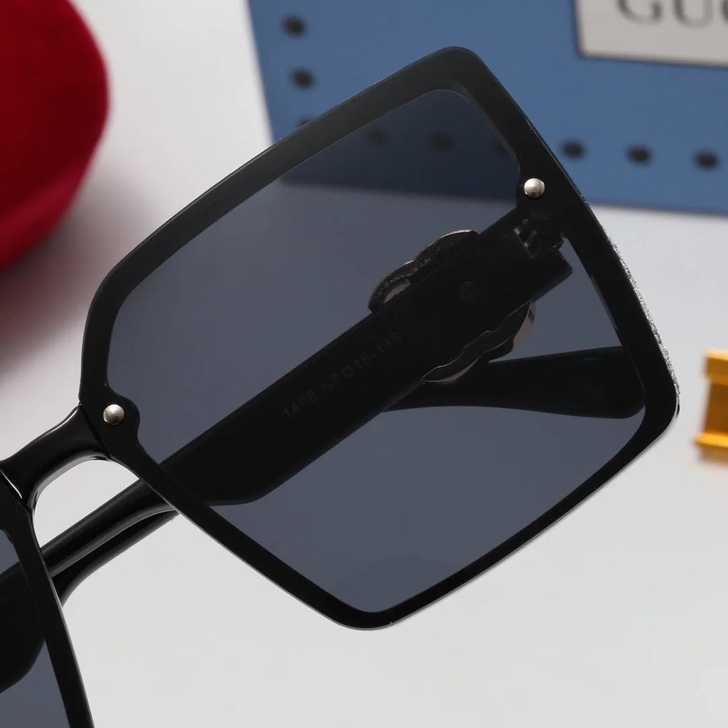 Green and Red Polarized Sunglasses G4100
