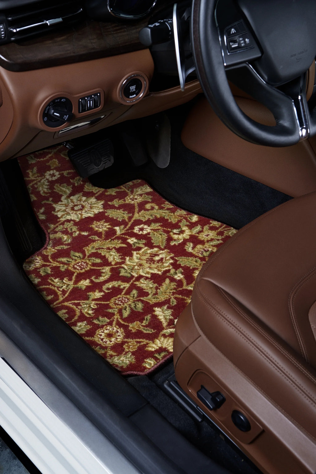 Red Oriental Car Mats with Rear Seat Down U2491