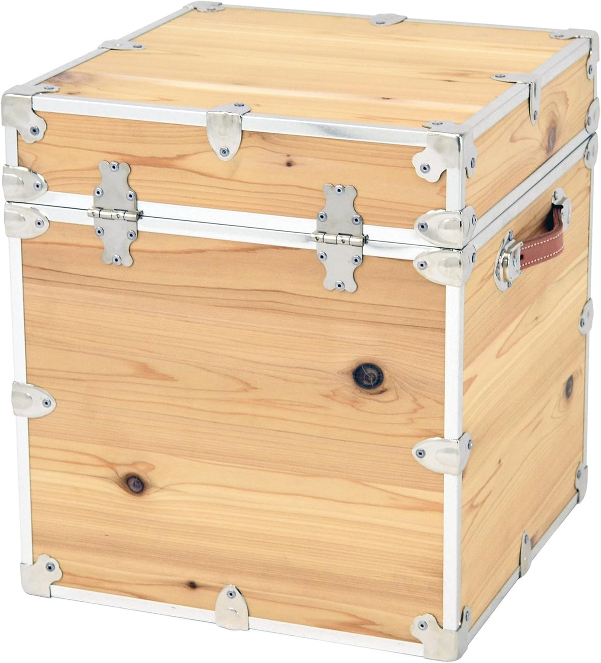 Western Red Knotty Cedar Cube Trunk W920
