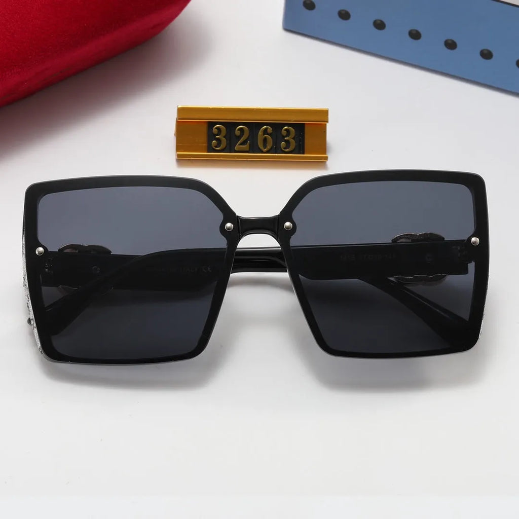Green and Red Polarized Sunglasses G4100